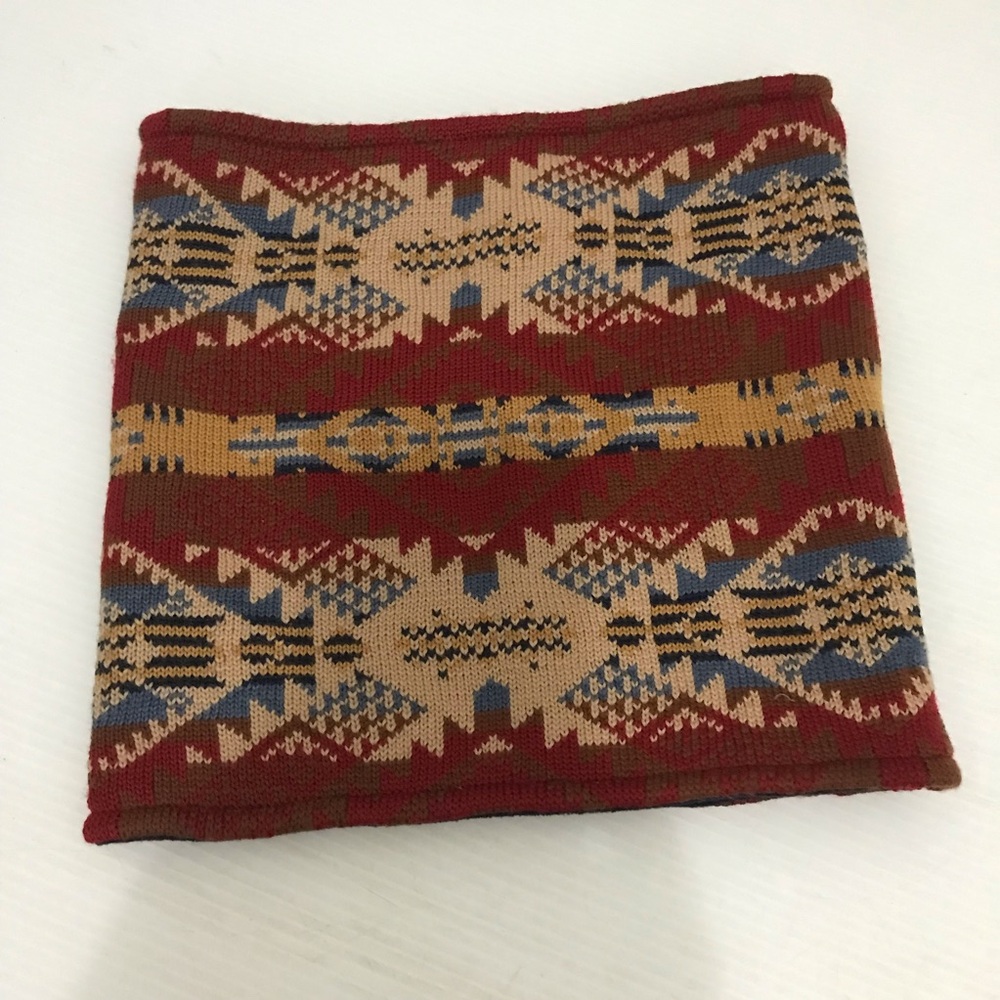 Pendleton Woven Patterned Neck Warmer- Red Multi